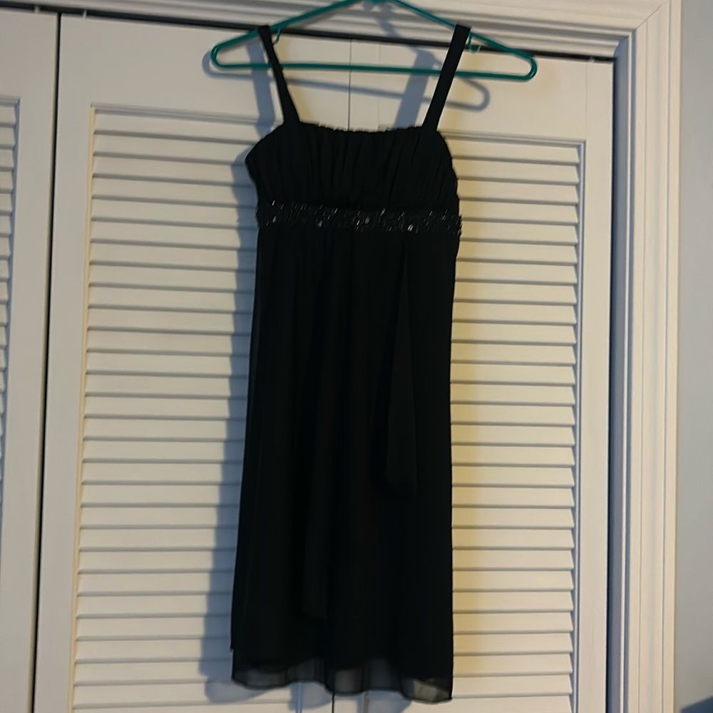 City Triangles black party dress - Size M